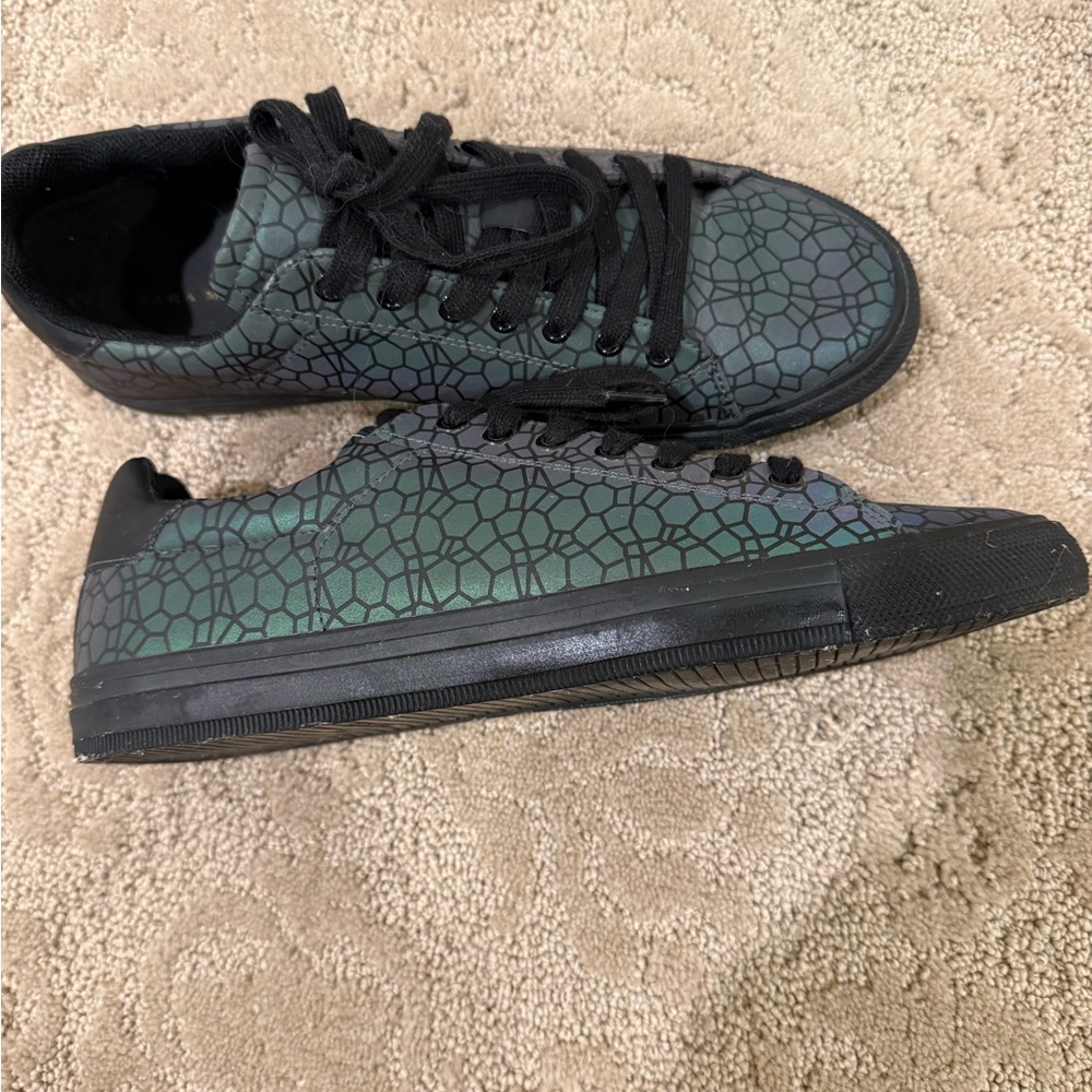 Zara Man Black and Green Patterned Sneakers Size 42 - Picture 2 of 6